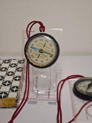 Vintage kompass mit box - mit,